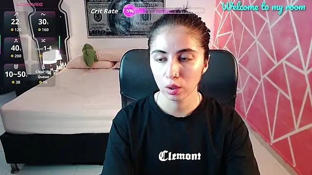 Snapshot of valentina_angel chatting on 10/30/25, 02:02 valentina angel online show from 10/30/25, 02:02