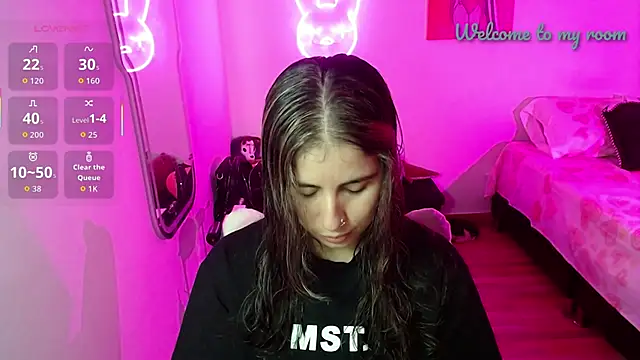 Snapshot of valentina_angel chatting on 04/07/26, 03:18 valentina angel online show from 04/07/26, 03:18