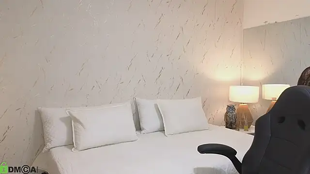 Snapshot of ava_blue chatting on 01/12/26, 07:41 ava blue online show from 01/12/26, 07:41