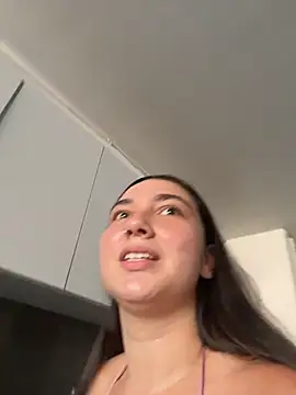 Snapshot of ava_blue chatting on 01/18/26, 05:28 ava blue online show from 01/18/26, 05:28