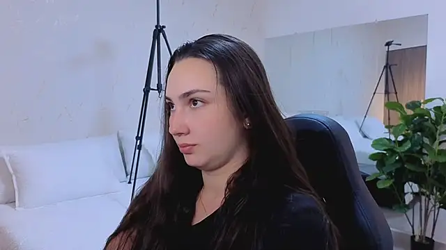 Snapshot of ava_blue chatting on 02/16/26, 07:43 ava blue online show from 02/16/26, 07:43