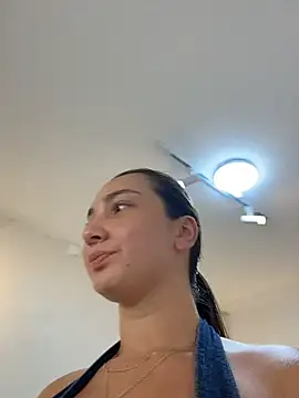 Snapshot of ava_blue chatting on 03/03/26, 07:42 ava blue online show from 03/03/26, 07:42