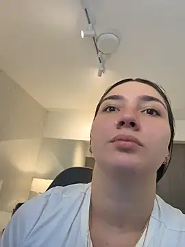 Snapshot of ava_blue chatting on 06/29/26, 11:32 ava blue online show from 06/29/26, 11:32