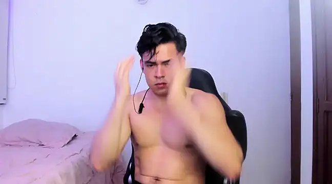 Lucian Gomez  online show from 12/17/24, 04:45