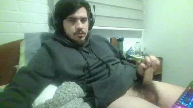 Snapshot of hung_weeb chatting on 06/29/26, 04:08 hung weeb online show from 06/29/26, 04:08