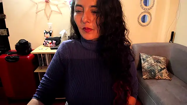 Snapshot of emma_luxy chatting on 01/13/25, 11:41 emma luxy online show from 01/13/25, 11:41