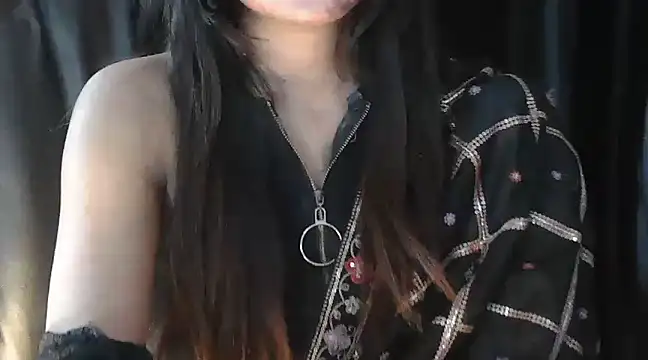 Snapshot of JannatDoll1 chatting on 02/05/25, 10:51 JannatDoll1 online show from 02/05/25, 10:51