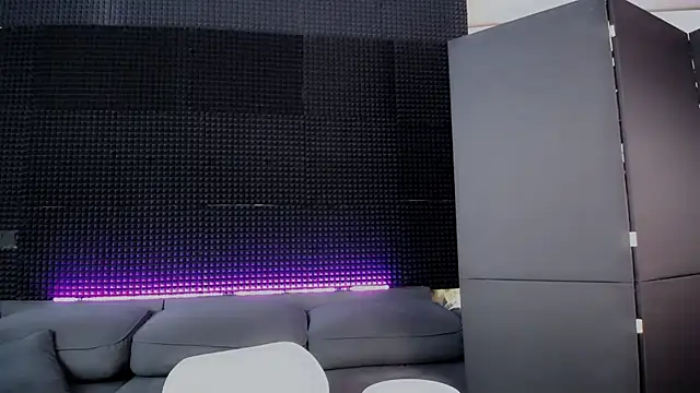 Snapshot of Hardy_Green chatting on 10/01/25, 04:07 Hardy Green online show from 10/01/25, 04:07