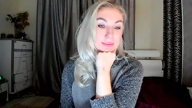 Snapshot of _SABOTAGE_ chatting on 01/12/25, 04:00 SABOTAGE online show from 01/12/25, 04:00