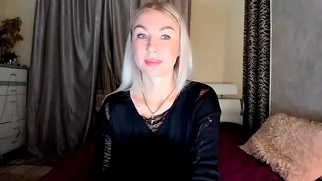 Snapshot of _SABOTAGE_ chatting on 01/13/25, 01:02 SABOTAGE online show from 01/13/25, 01:02