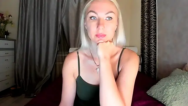 Snapshot of _SABOTAGE_ chatting on 02/17/25, 01:47 SABOTAGE online show from 02/17/25, 01:47