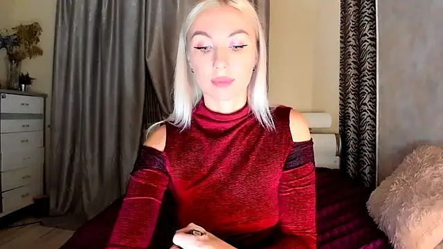 Snapshot of _SABOTAGE_ chatting on 02/28/25, 01:37 SABOTAGE online show from 02/28/25, 01:37