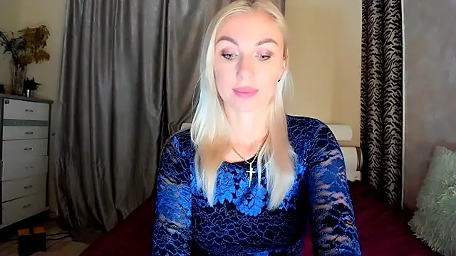 Snapshot of _SABOTAGE_ chatting on 03/05/25, 01:42 SABOTAGE online show from 03/05/25, 01:42