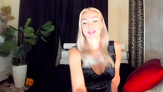 Snapshot of _SABOTAGE_ chatting on 09/12/25, 01:06 SABOTAGE online show from 09/12/25, 01:06