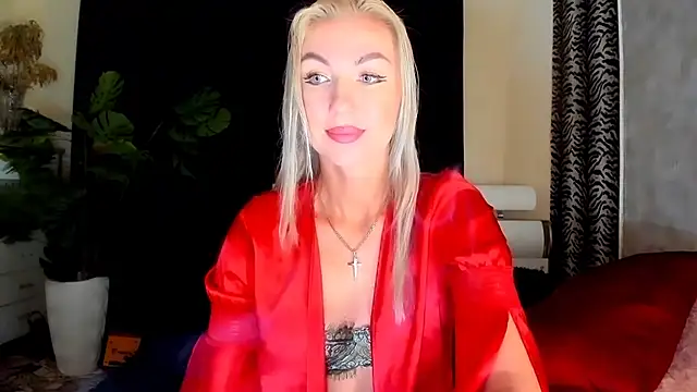 Snapshot of _SABOTAGE_ chatting on 09/13/25, 01:05 SABOTAGE online show from 09/13/25, 01:05