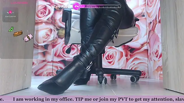 Snapshot of Karina_Mistress chatting on 12/20/25, 08:05 Karina Mistress online show from 12/20/25, 08:05