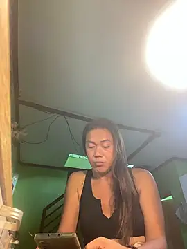 Snapshot of ASIANMISTRESSSS chatting on 11/27/25, 10:56 ASIANMISTRESSSS online show from 11/27/25, 10:56