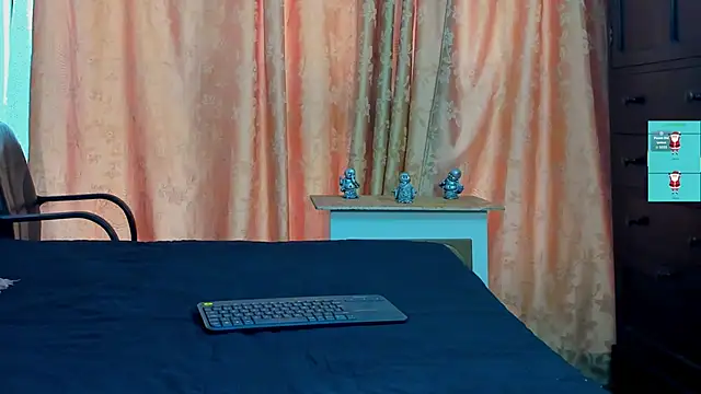 ChoreyTaiylor online show from 12/16/25, 02:44