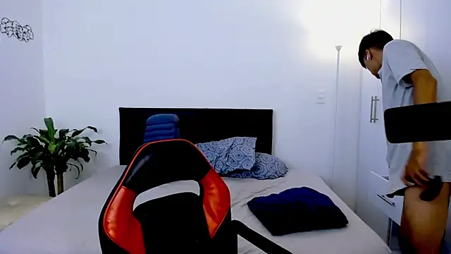 Eiden allenx online show from 01/01/25, 02:52