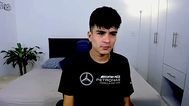 Eiden allenx online show from 01/02/25, 10:16