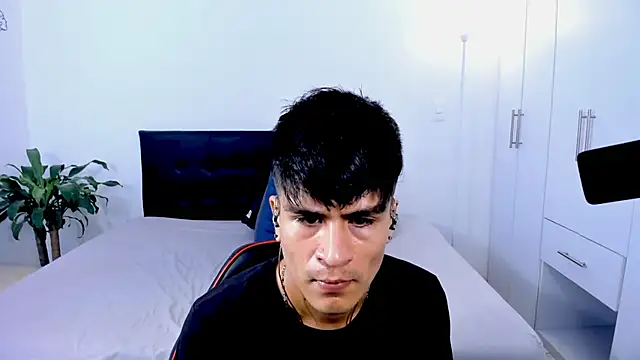 Eiden allenx online show from 01/02/25, 05:07