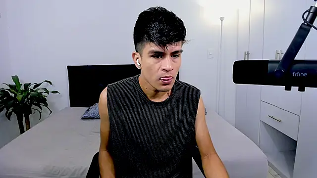 Eiden allenx online show from 01/06/25, 10:57