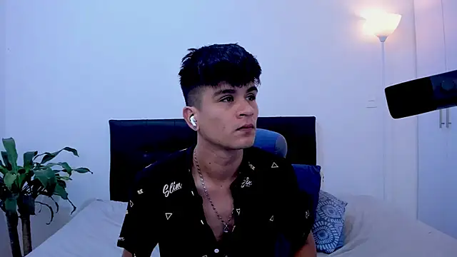 Eiden allenx online show from 01/27/25, 02:02