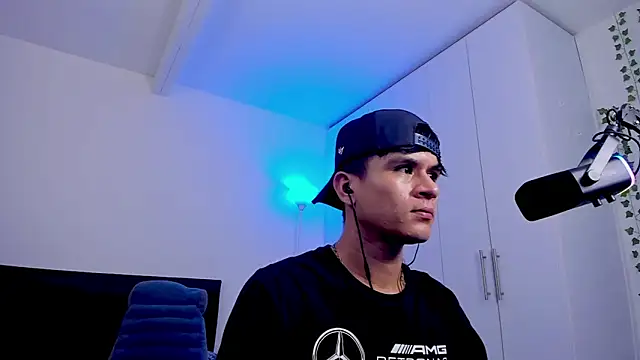 Eiden allenx online show from 02/09/25, 07:27