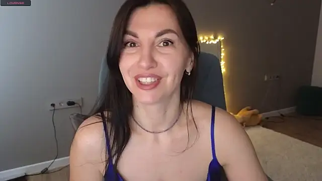 Mary love16 online show from 03/10/25, 07:42