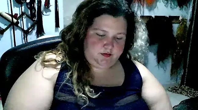 squirt322bbw online show from 03/04/25, 08:49