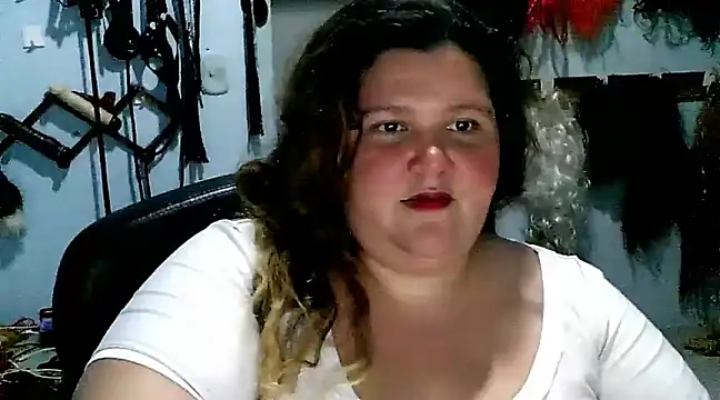 squirt322bbw online show from 03/05/25, 07:38