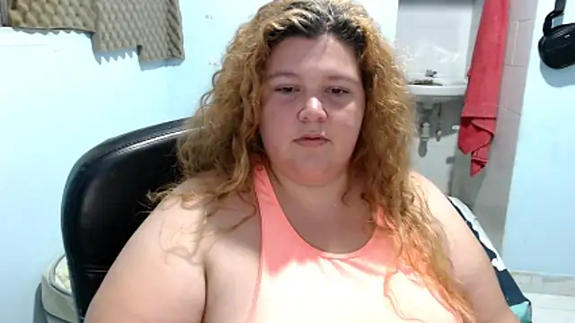 Snapshot of squirt322bbw chatting on 04/21/26, 03:35 squirt322bbw online show from 04/21/26, 03:35