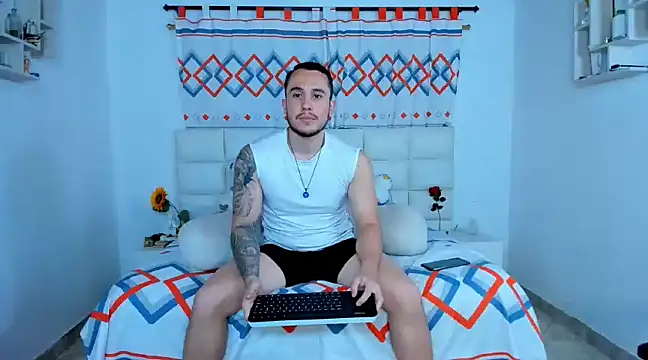 Snapshot of juan__jimenez chatting on 12/11/24, 10:27 juan jimenez online show from 12/11/24, 10:27