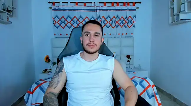 Snapshot of juan__jimenez chatting on 12/12/24, 01:53 juan jimenez online show from 12/12/24, 01:53