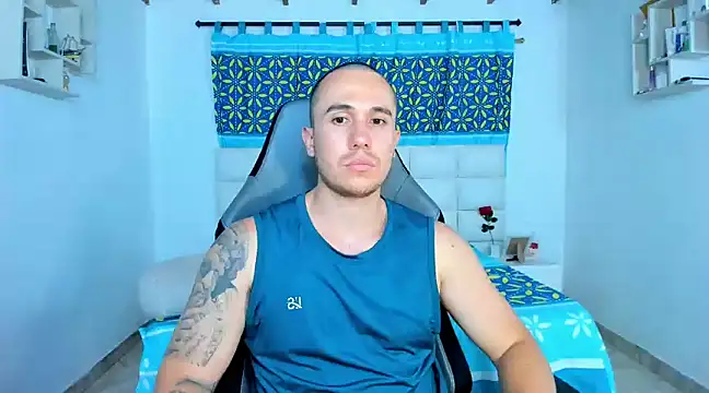 Snapshot of juan__jimenez chatting on 01/19/25, 01:32 juan jimenez online show from 01/19/25, 01:32