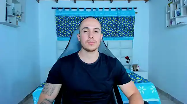 Snapshot of juan__jimenez chatting on 01/20/25, 04:21 juan jimenez online show from 01/20/25, 04:21