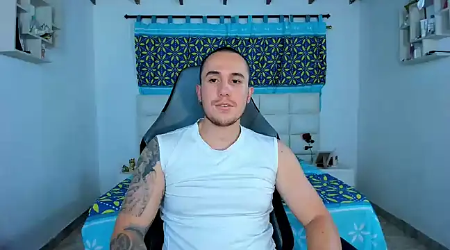 Snapshot of juan__jimenez chatting on 02/04/25, 01:45 juan jimenez online show from 02/04/25, 01:45