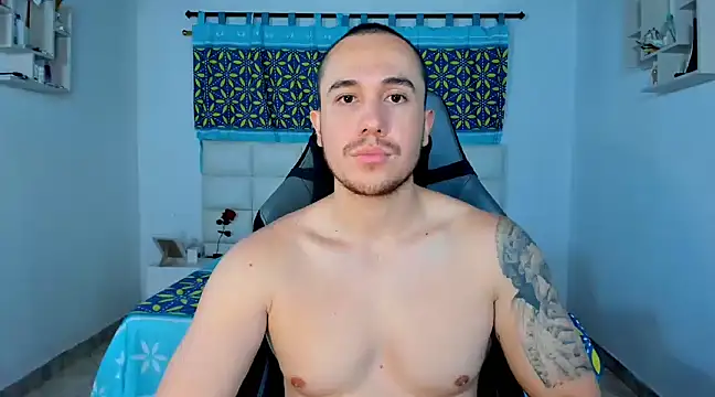 Snapshot of juan__jimenez chatting on 02/21/25, 11:32 juan jimenez online show from 02/21/25, 11:32