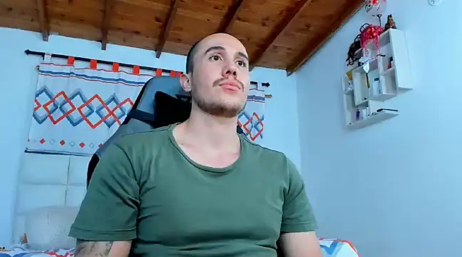 Snapshot of juan__jimenez chatting on 03/04/25, 09:29 juan jimenez online show from 03/04/25, 09:29