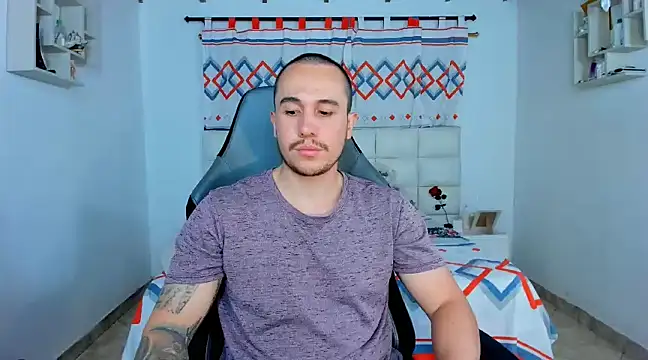 Snapshot of juan__jimenez chatting on 03/07/25, 05:51 juan jimenez online show from 03/07/25, 05:51