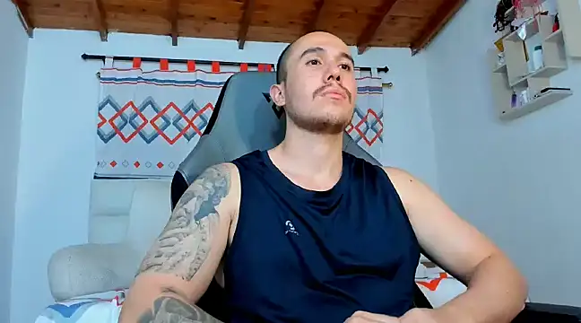 Snapshot of juan__jimenez chatting on 03/14/25, 02:53 juan jimenez online show from 03/14/25, 02:53