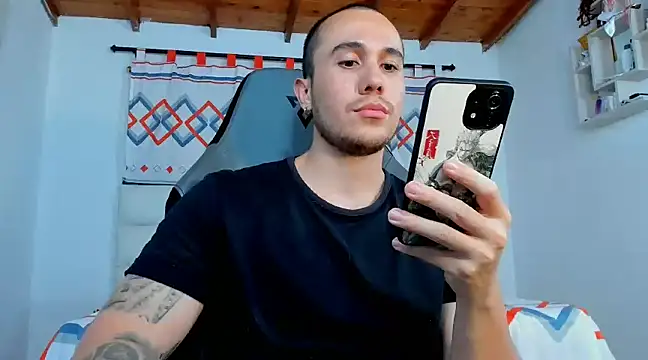 Snapshot of juan__jimenez chatting on 03/19/25, 04:14 juan jimenez online show from 03/19/25, 04:14