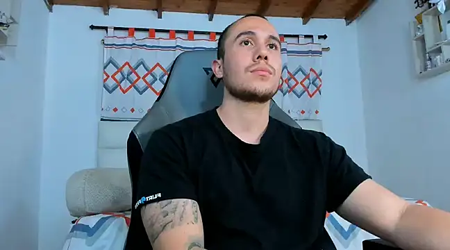 Snapshot of juan__jimenez chatting on 03/21/25, 06:16 juan jimenez online show from 03/21/25, 06:16