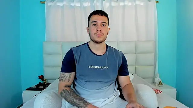 Snapshot of juan__jimenez chatting on 09/17/25, 07:48 juan jimenez online show from 09/17/25, 07:48