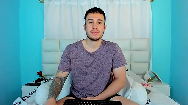 Snapshot of juan__jimenez chatting on 09/26/25, 07:18 juan jimenez online show from 09/26/25, 07:18