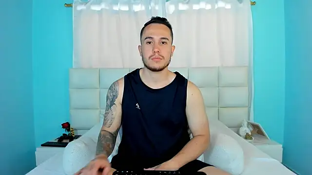 Snapshot of juan__jimenez chatting on 10/06/25, 07:44 juan jimenez online show from 10/06/25, 07:44