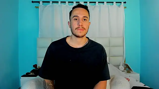 Snapshot of juan__jimenez chatting on 11/20/25, 09:47 juan jimenez online show from 11/20/25, 09:47