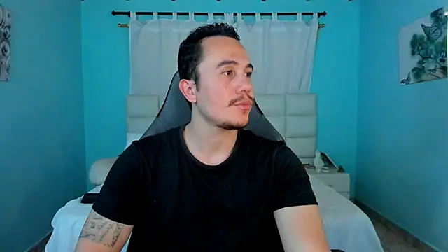 Snapshot of juan__jimenez chatting on 03/20/26, 09:52 juan jimenez online show from 03/20/26, 09:52