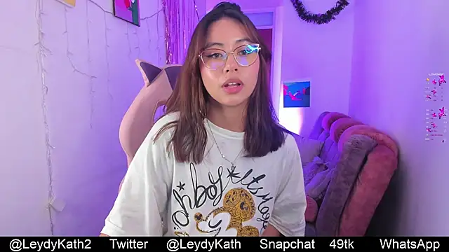 Snapshot of Nasha_abby chatting on 12/06/24, 06:28 Nasha abby online show from 12/06/24, 06:28