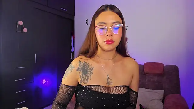 Snapshot of Nasha_abby chatting on 03/13/25, 04:05 Nasha abby online show from 03/13/25, 04:05